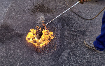 Spott flat roofing repairs